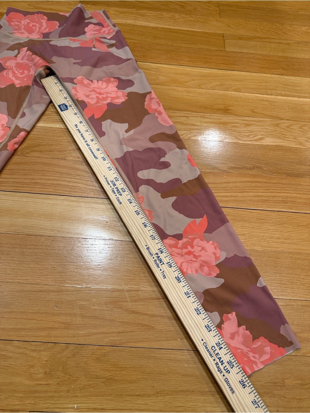 Offline by aerie floral camo goals high waisted 7/8 leggings size small . - Picture 4 of 9